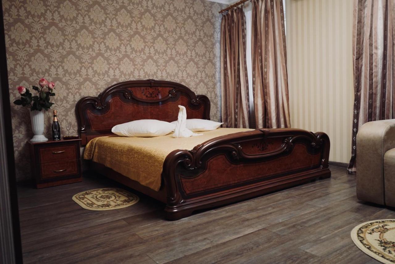 Evropeyskiy Kiev Bagian luar foto