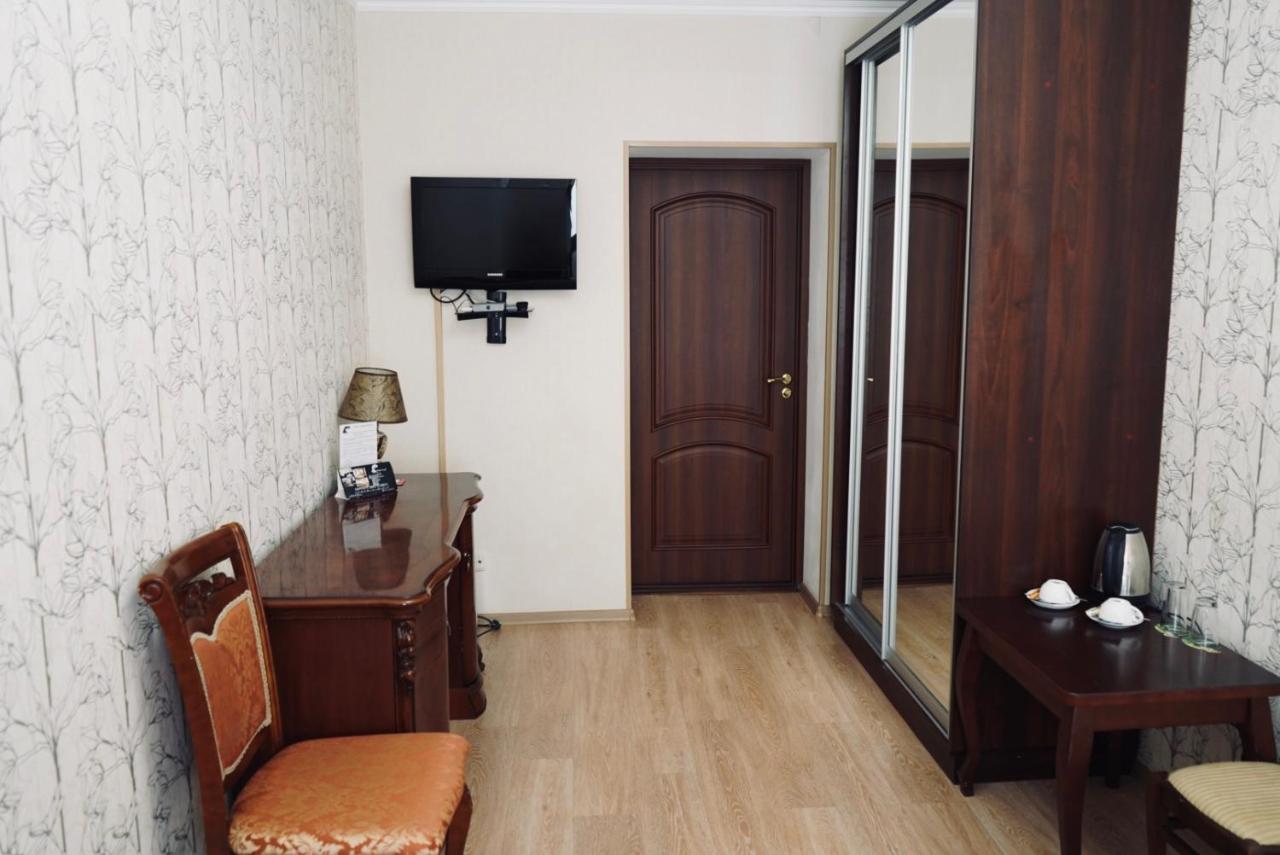 Evropeyskiy Kiev Bagian luar foto