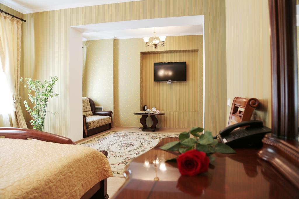 Evropeyskiy Hotel Kiev Ruang foto