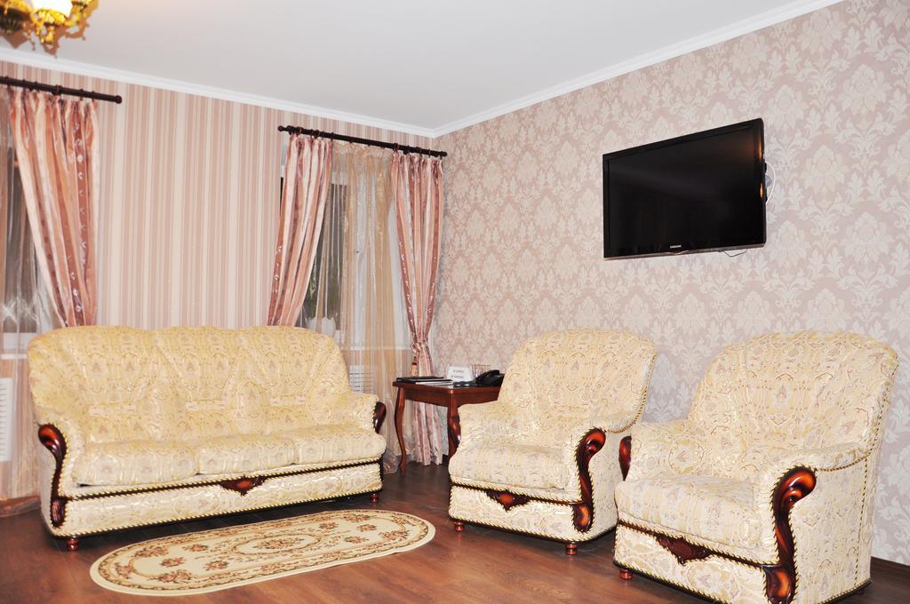 Evropeyskiy Hotel Kiev Ruang foto