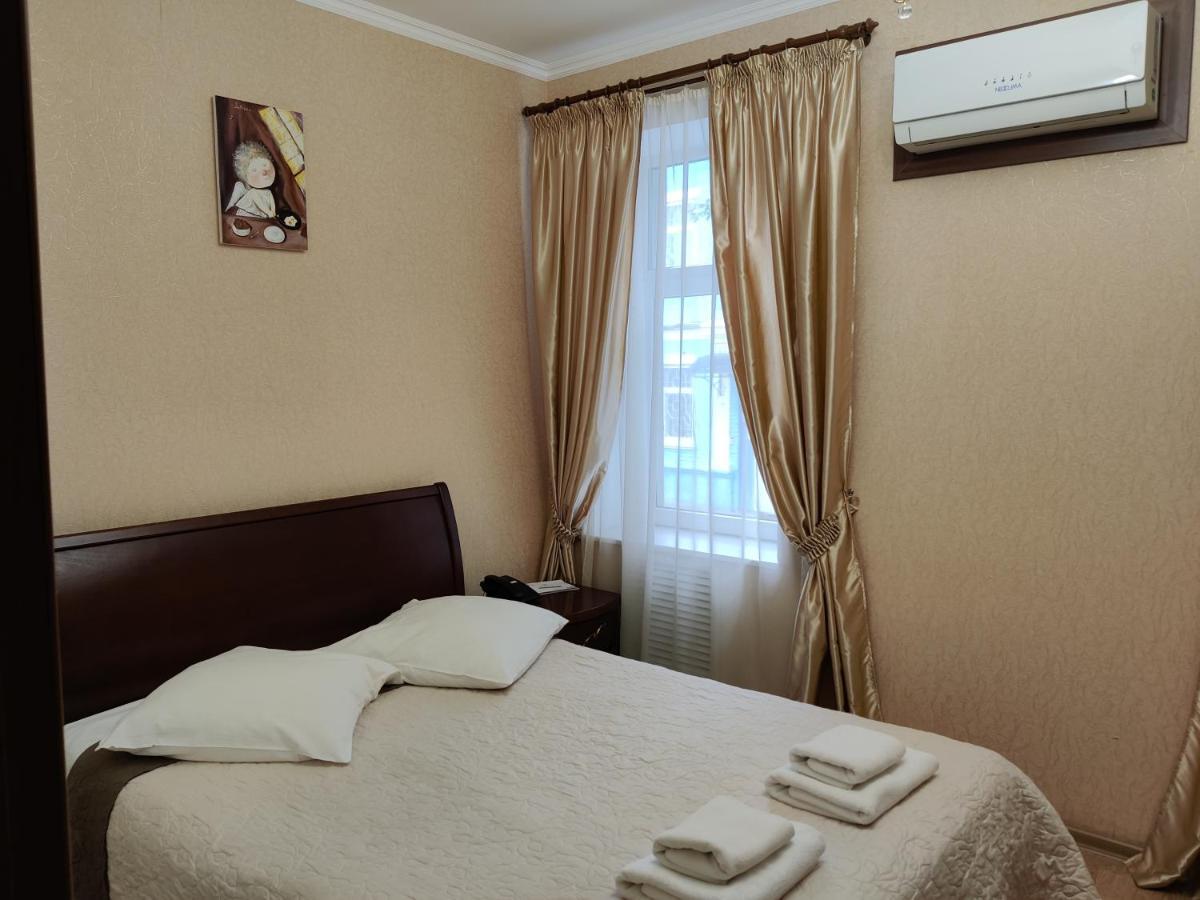 Evropeyskiy Kiev Bagian luar foto